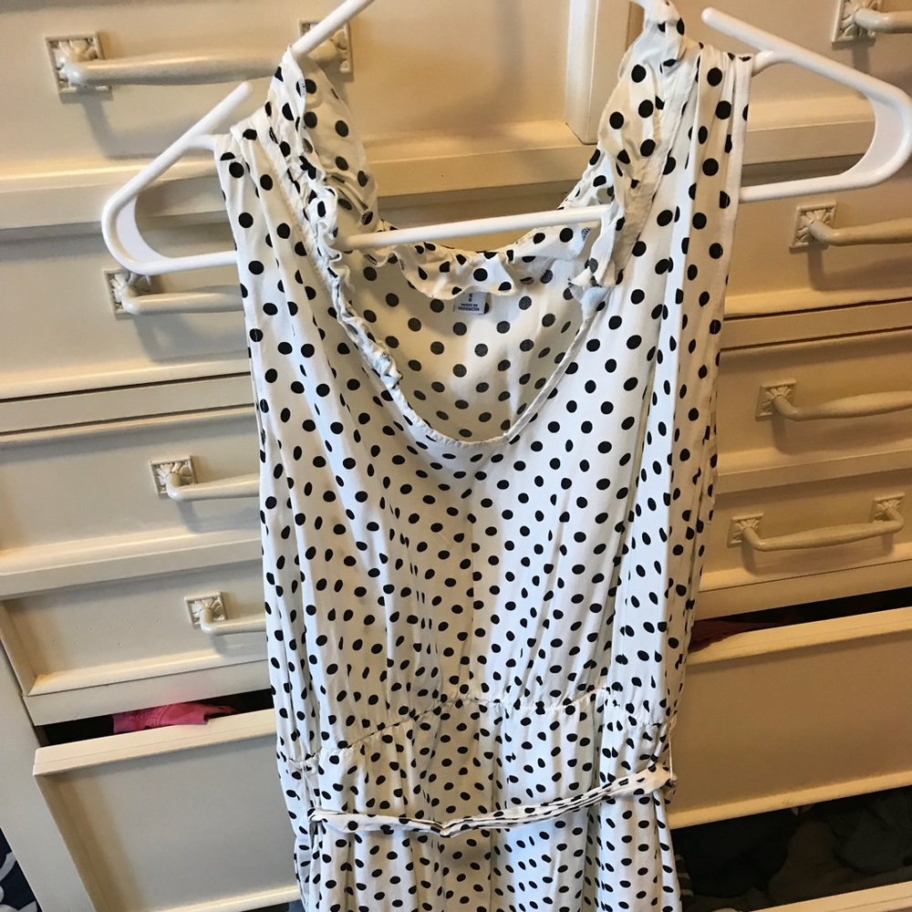 Polka dot ruffle collar belted dress
